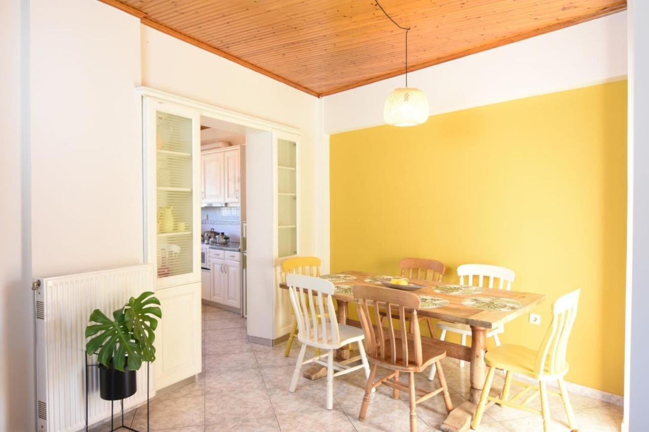 The Yellow Art Home Kalamáta Kültér fotó